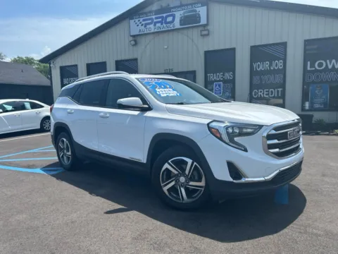 White 2021 GMC TERRAIN SLT for sale in Crown Point, IN