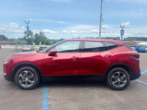 More photos of 2023 CHEVROLET BLAZER LT at Pro Auto Finance, IN