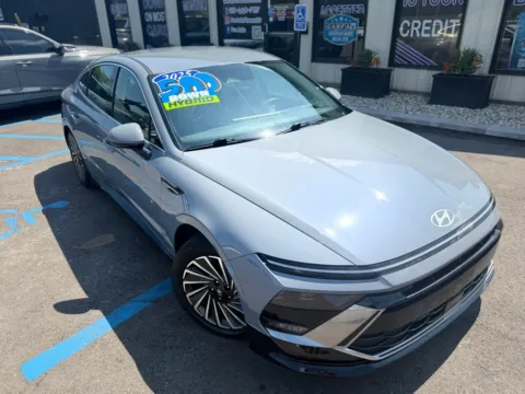 Photos of 2025 HYUNDAI SONATA HYBRID SEL for sale in Crown Point, IN at Pro Auto Finance