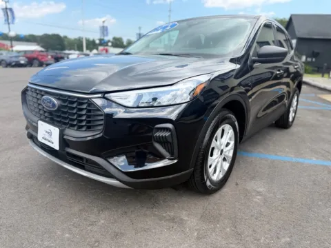 More photos of 2023 FORD ESCAPE ACTIVE at Pro Auto Finance, IN