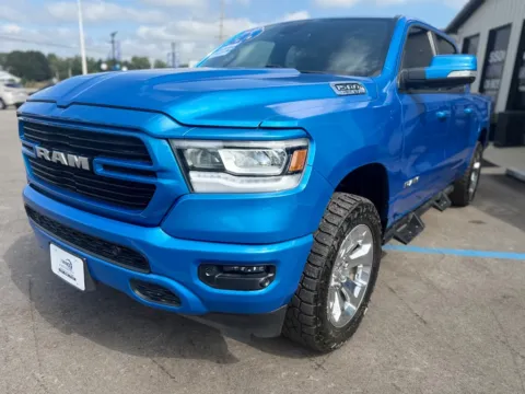 More photos of 2020 RAM 1500 BIG HORN at Pro Auto Finance, IN