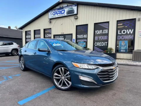 Blue 2024 CHEVROLET MALIBU LT for sale in Crown Point, IN