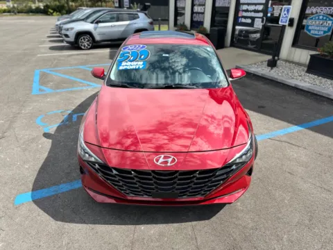 More photos of 2022 HYUNDAI ELANTRA LIMITED at Pro Auto Finance, IN