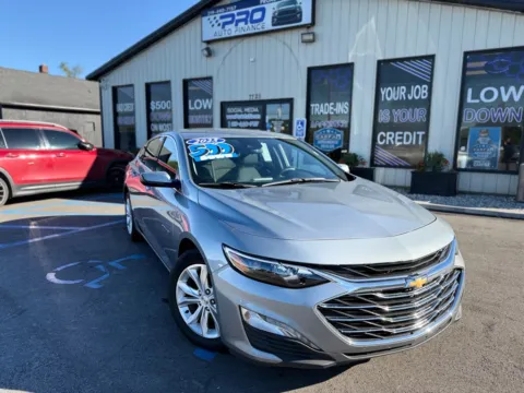 Gray 2025 CHEVROLET MALIBU LT for sale in Crown Point, IN