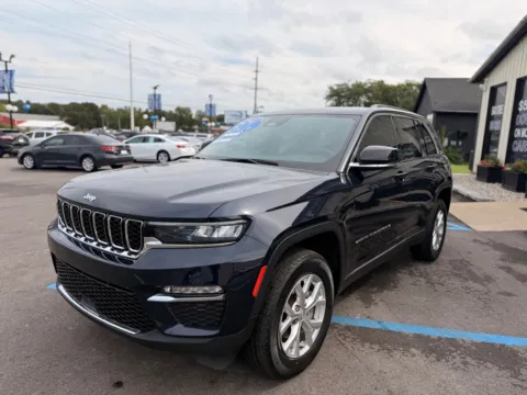 More photos of 2023 JEEP GRAND CHEROKEE LIMITED at Pro Auto Finance, IN