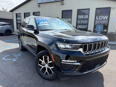 Photos of 2023 JEEP GRAND CHEROKEE LIMITED for sale in Crown Point, IN at Pro Auto Finance