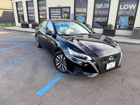 Photos of 2025 NISSAN ALTIMA 2.5 SV for sale in Crown Point, IN at Pro Auto Finance