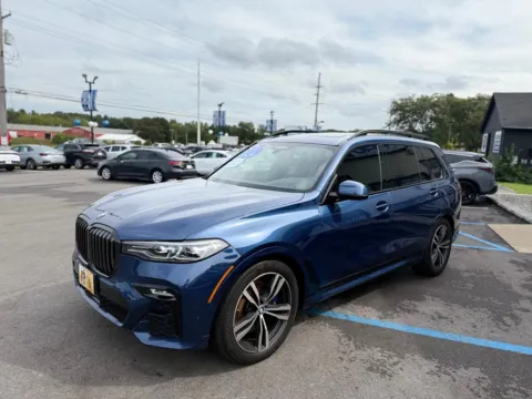 More photos of 2022 BMW X7 XDRIVE40I at Pro Auto Finance, IN