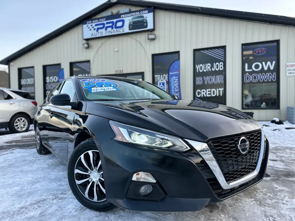 2022 NISSAN ALTIMA 2.5 SR for sale in Crown Point, IN