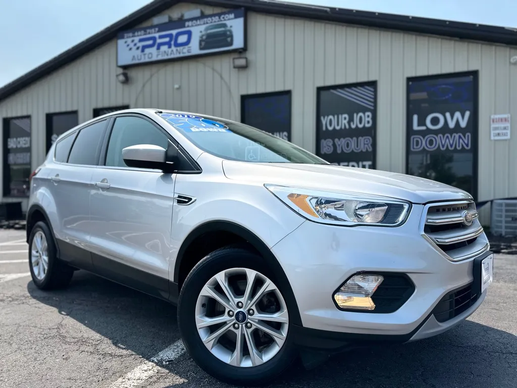 2019 FORD ESCAPE SE for sale in Crown Point, IN