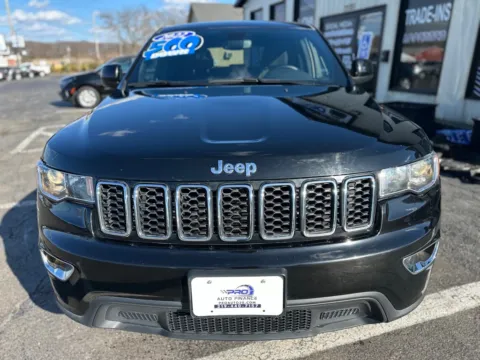 Another view of 2022 JEEP GRAND CHEROKEE LAREDO E for sale in Crown Point, IN at Pro Auto Finance