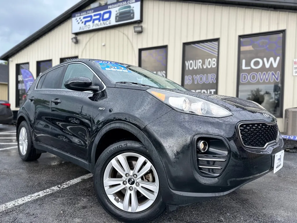 Black 2019 KIA SPORTAGE LX for sale in Crown Point, IN