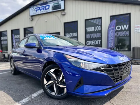 Blue 2023 HYUNDAI ELANTRA SEL for sale in Crown Point, IN