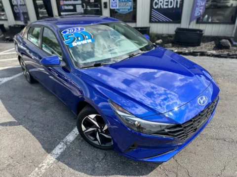 Photos of 2023 HYUNDAI ELANTRA SEL for sale in Crown Point, IN at Pro Auto Finance