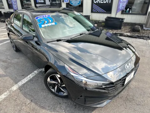 Photos of 2023 HYUNDAI ELANTRA SEL for sale in Crown Point, IN at Pro Auto Finance