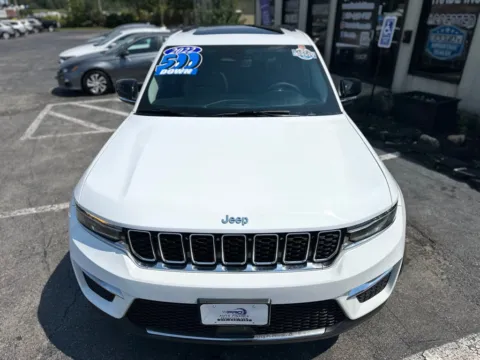 More photos of 2022 JEEP GRAND CHEROKEE 4XE at Pro Auto Finance, IN