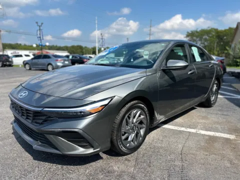 More photos of 2024 HYUNDAI ELANTRA SEL at Pro Auto Finance, IN