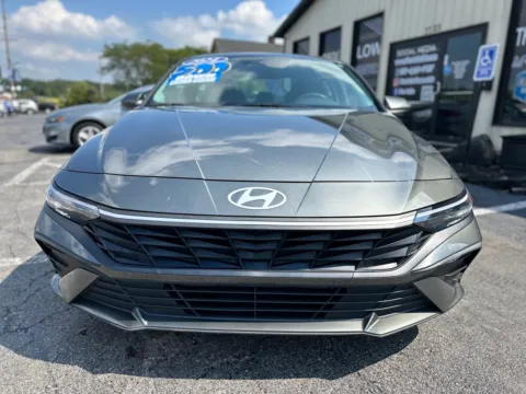 Another view of 2024 HYUNDAI ELANTRA SEL for sale in Crown Point, IN at Pro Auto Finance