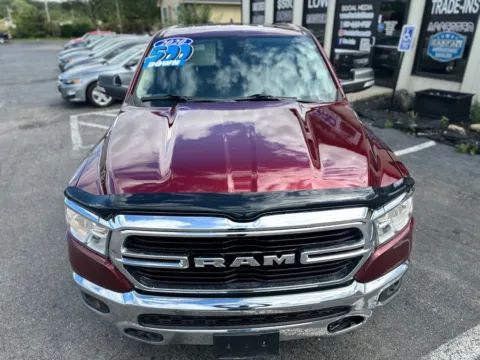 More photos of 2020 RAM 1500 BIG HORN at Pro Auto Finance, IN
