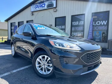 Black 2021 FORD ESCAPE HYBRID SE for sale in Crown Point, IN