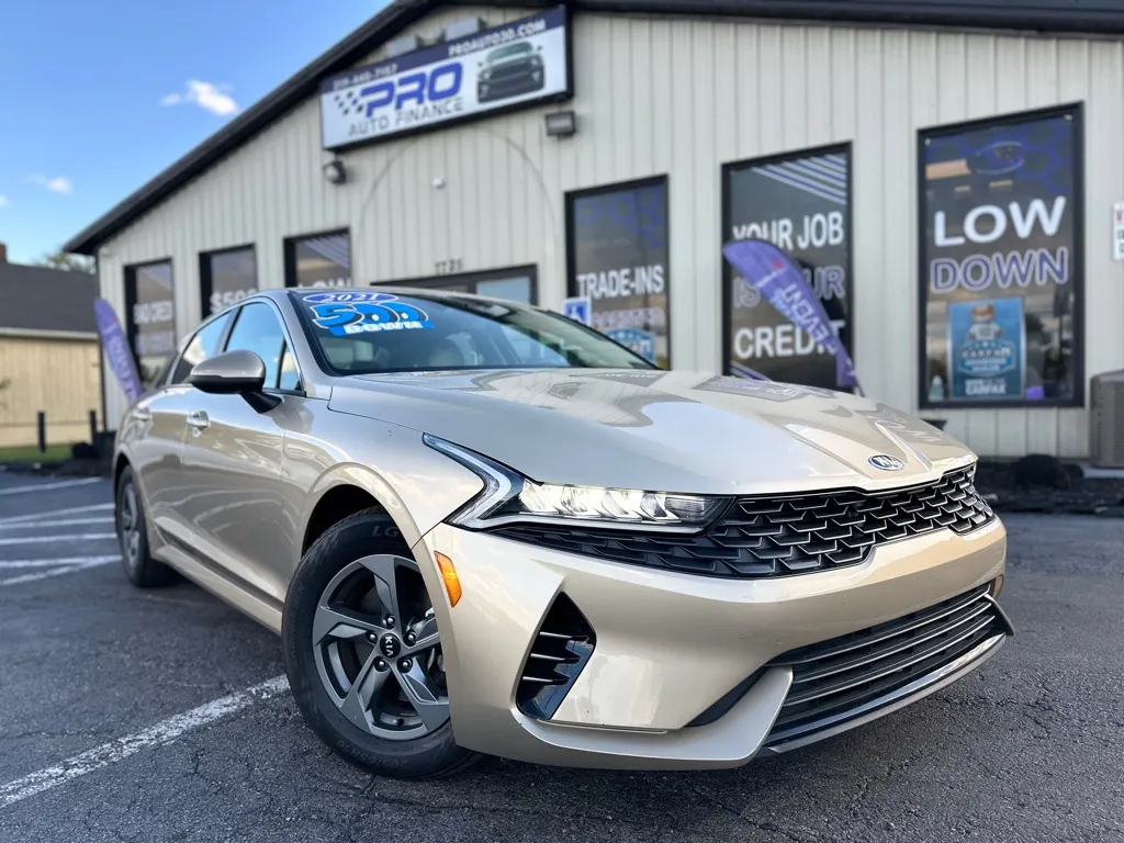 Beige 2021 KIA K5 LXS for sale in Crown Point, IN