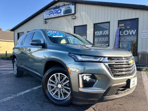 Gray 2022 CHEVROLET TRAVERSE LT CLOTH for sale in Crown Point, IN