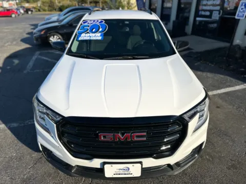 More photos of 2022 GMC TERRAIN SLE at Pro Auto Finance, IN