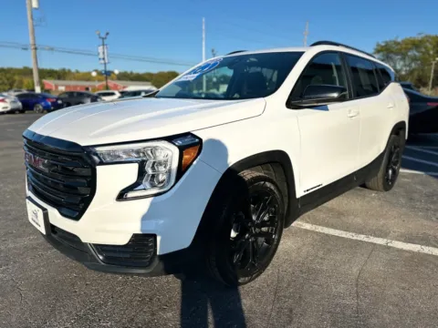 More photos of 2022 GMC TERRAIN SLE at Pro Auto Finance, IN