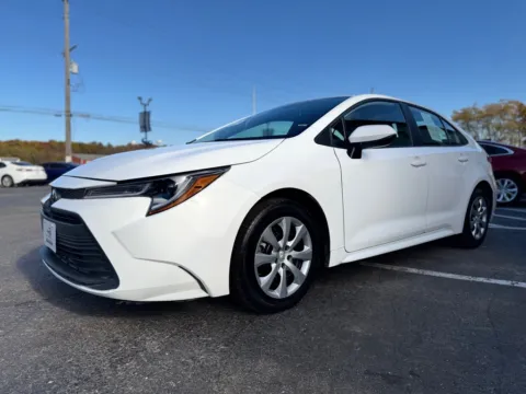 More photos of 2023 TOYOTA COROLLA LE at Pro Auto Finance, IN