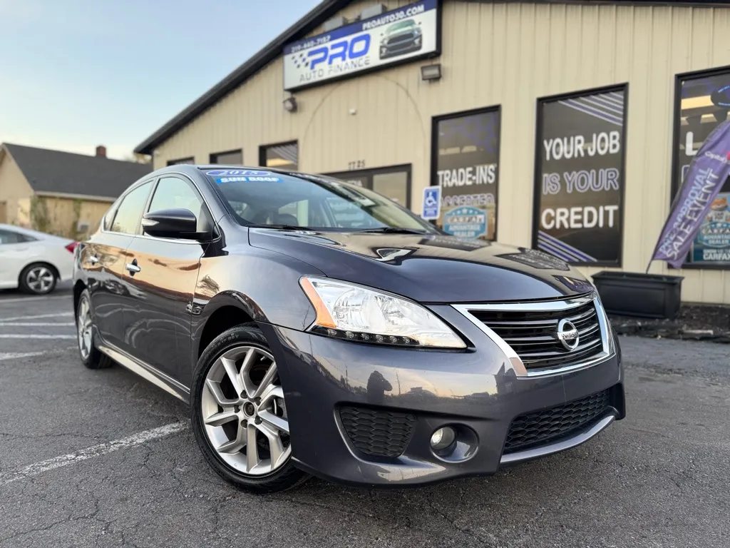2015 NISSAN SENTRA SR for sale in Crown Point, IN