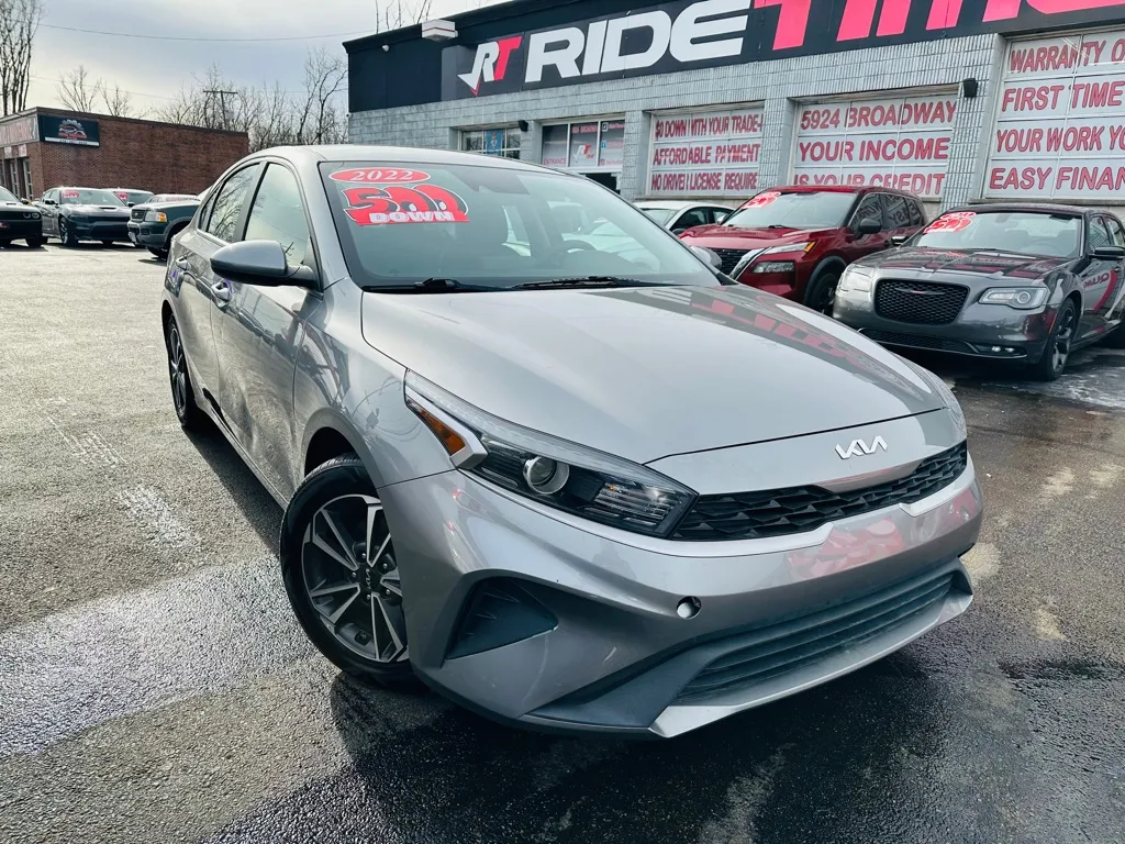 2022 KIA FORTE LXS for sale in Merrillville, IN