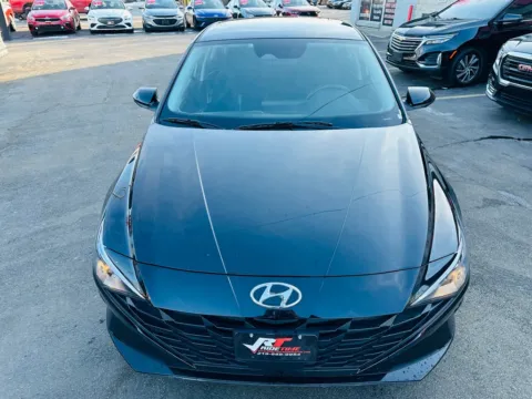 More photos of 2023 HYUNDAI ELANTRA SEL at Ride Time Auto Finance Broadway, IN