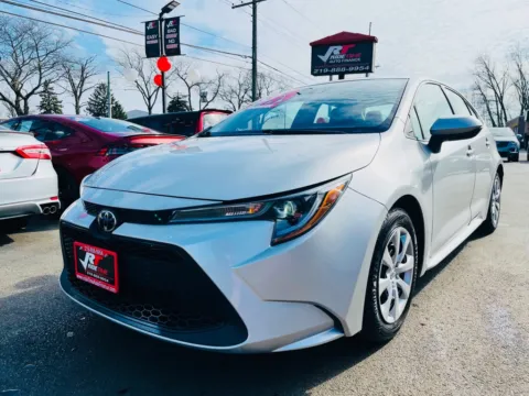 More photos of 2022 TOYOTA COROLLA LE at Ride Time Auto Finance Broadway, IN