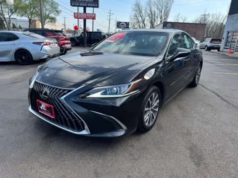 More photos of 2022 LEXUS ES 350 BASE at Ride Time Auto Finance Broadway, IN