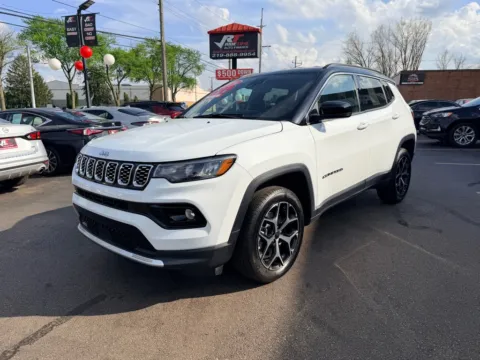 More photos of 2026 JEEP COMPASS LIMITED ALTITUDE at Ride Time Auto Finance Broadway, IN