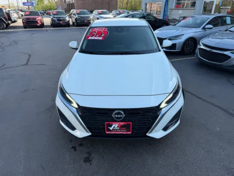 More photos of 2023 NISSAN ALTIMA 2.5 SV at Ride Time Auto Finance Broadway, IN