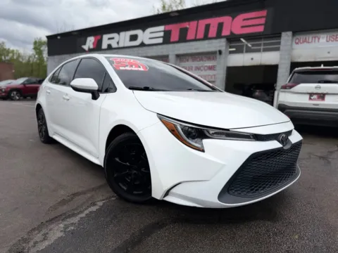 White 2021 TOYOTA COROLLA LE for sale in Merrillville, IN
