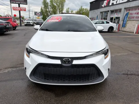 More photos of 2021 TOYOTA COROLLA LE at Ride Time Auto Finance Broadway, IN