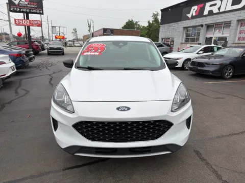 More photos of 2022 FORD ESCAPE HYBRID SE at Ride Time Auto Finance Broadway, IN