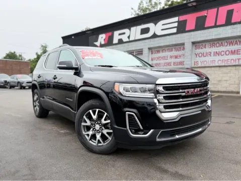Black 2023 GMC ACADIA SLT for sale in Merrillville, IN