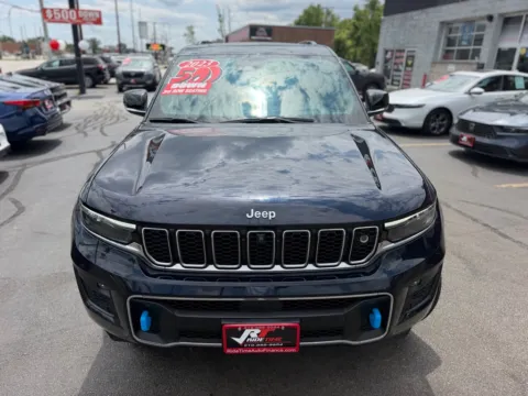 Another view of 2023 JEEP GRAND CHEROKEE OVERLAND 4XE for sale in Merrillville, IN at Ride Time Auto Finance Broadway