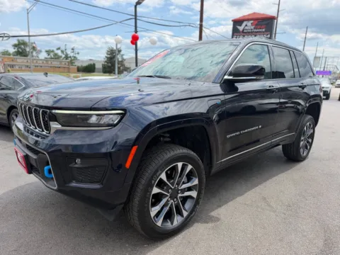 More photos of 2023 JEEP GRAND CHEROKEE OVERLAND 4XE at Ride Time Auto Finance Broadway, IN