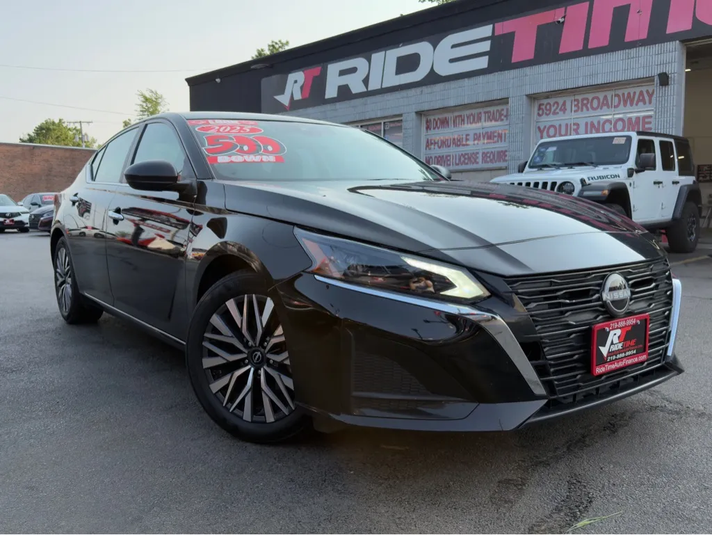 Black 2025 NISSAN ALTIMA 2.5 SV for sale in Merrillville, IN