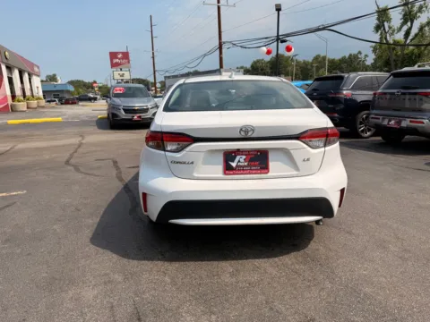 More photos of 2022 TOYOTA COROLLA LE at Ride Time Auto Finance Broadway, IN