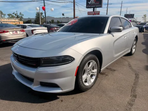 More photos of 2022 DODGE CHARGER SXT at Ride Time Auto Finance Broadway, IN