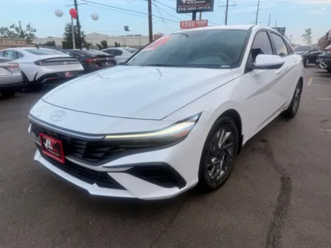 More photos of 2024 HYUNDAI ELANTRA SEL at Ride Time Auto Finance Broadway, IN