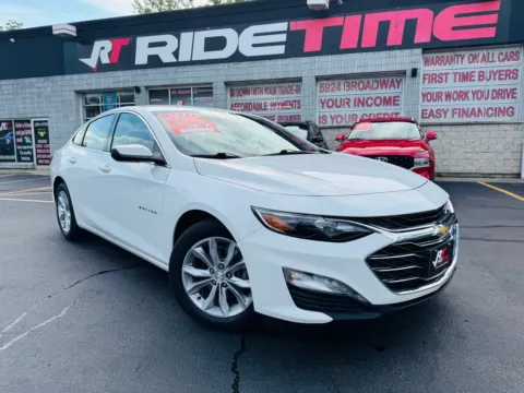White 2023 CHEVROLET MALIBU LT for sale in Merrillville, IN