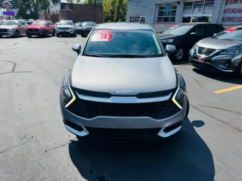More photos of 2023 KIA SPORTAGE LX at Ride Time Auto Finance Broadway, IN