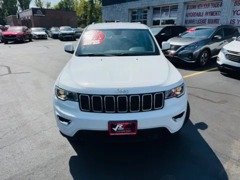 More photos of 2021 JEEP GRAND CHEROKEE LAREDO E at Ride Time Auto Finance Broadway, IN