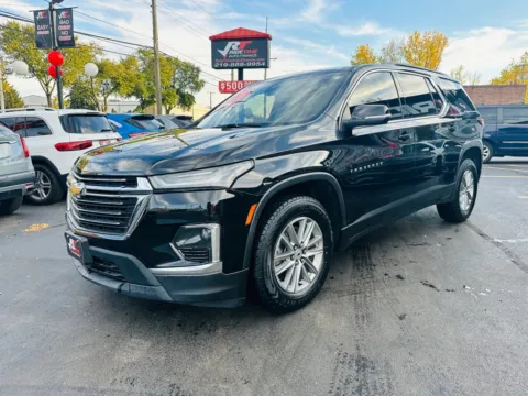 More photos of 2023 CHEVROLET TRAVERSE LT CLOTH at Ride Time Auto Finance Broadway, IN